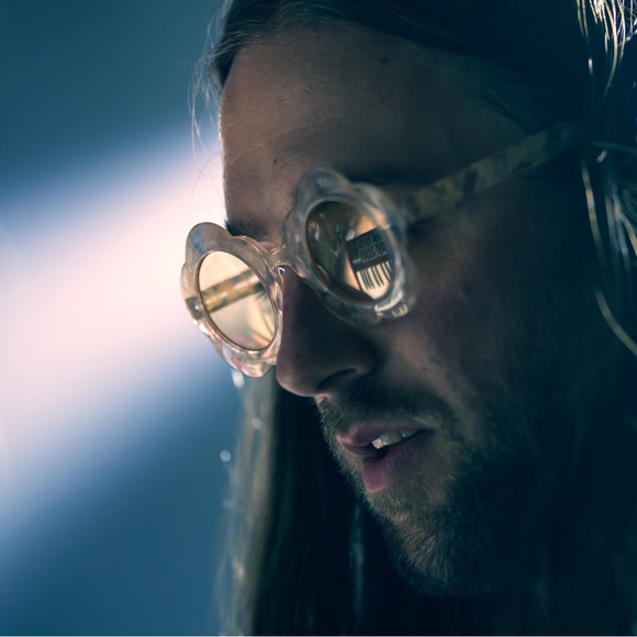 Meet your Posher, Caleb - Picture 6 of 9